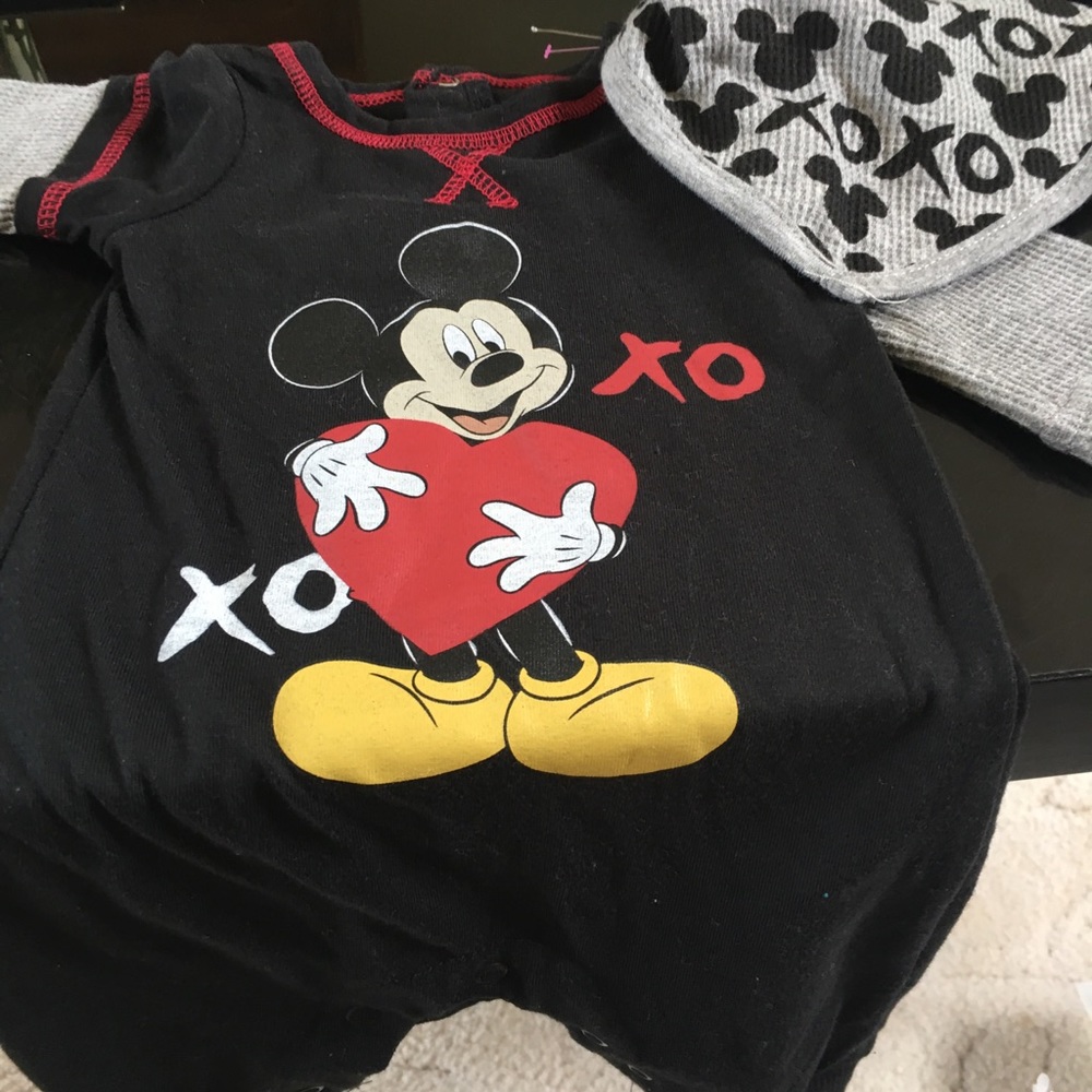 Mickey Mouse Obie’s